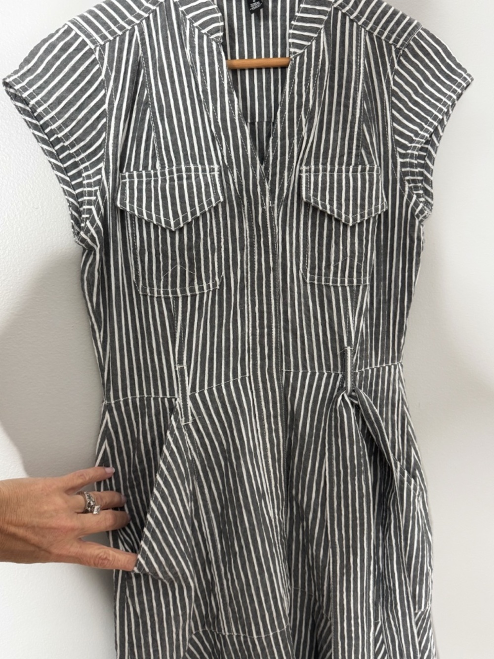 WHBM Midi Dress Striped Seersucker Railroad Stripe Cap Sleeve Belted Pockets - Picture 10 of 16